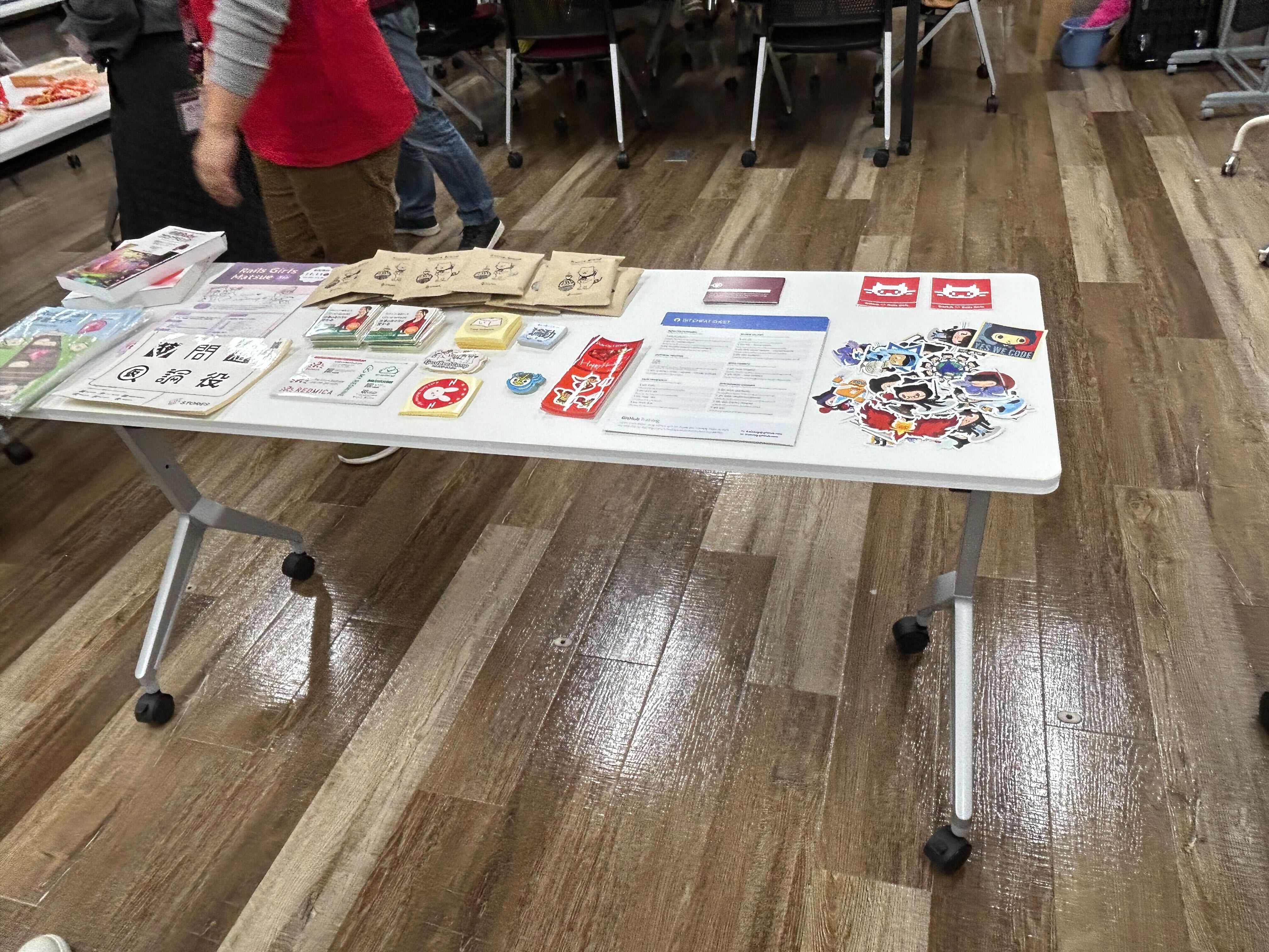 ノベルティが並んでいる様子